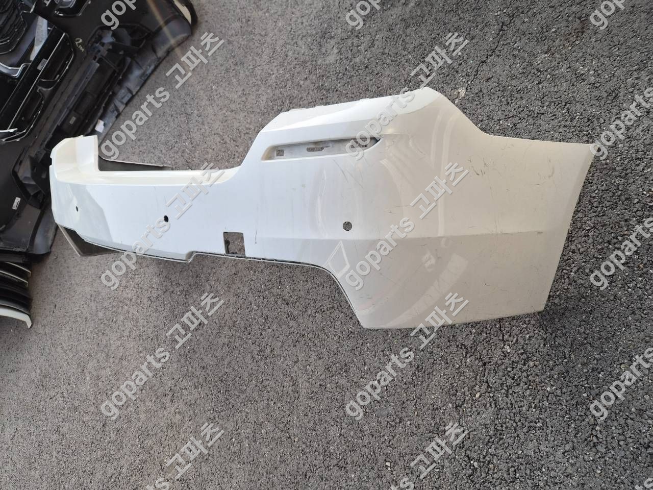 BMW F10 5시리즈 M타입 후범퍼 상세사진 3