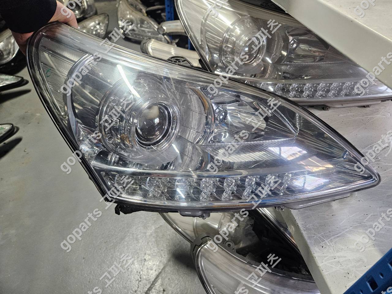 현대 에쿠스vi 조수석 헤드라이트 교체 후기: 2009-2012 전반기 모델 완벽 수리