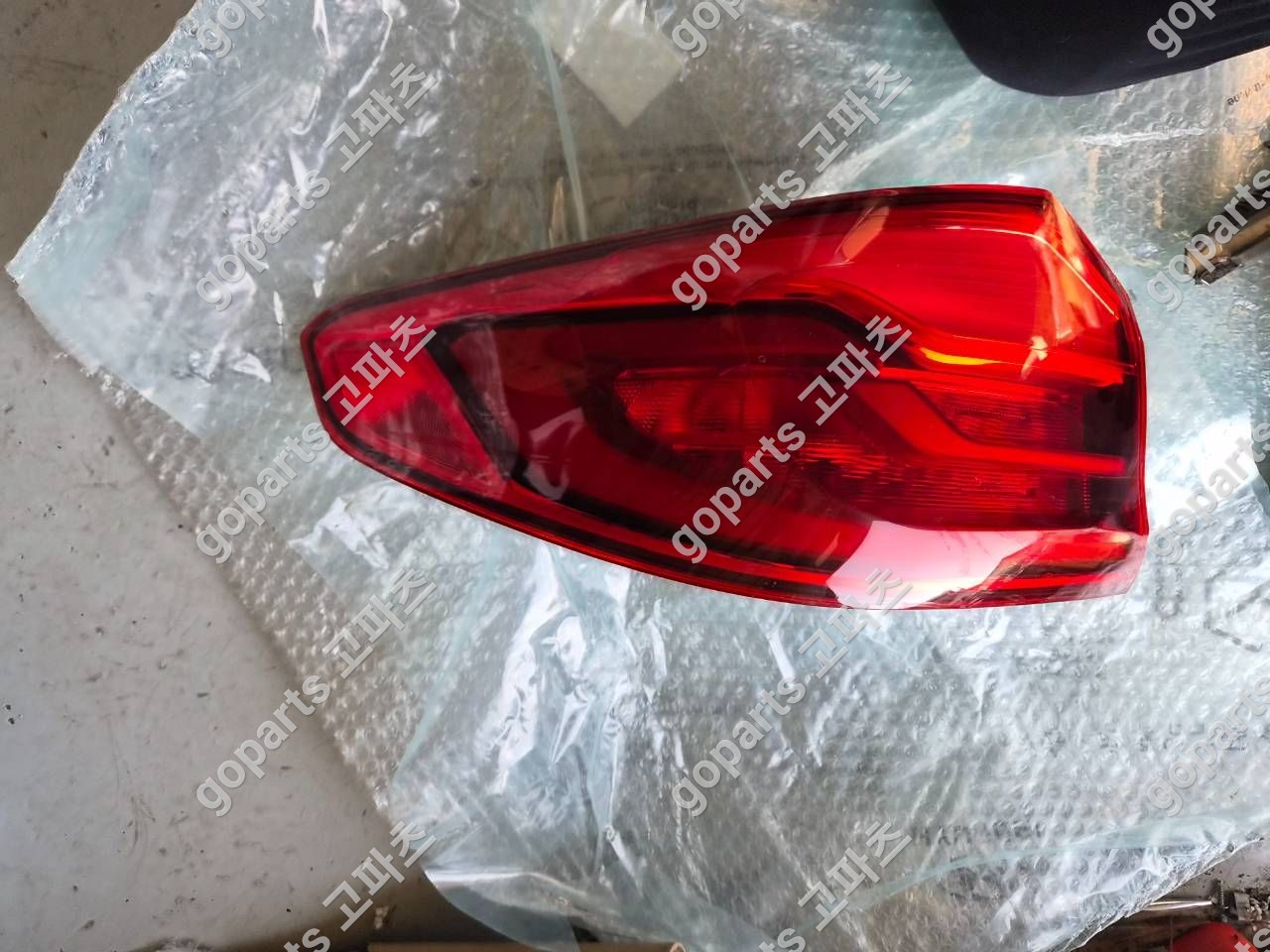 BMW 5시리즈 G30 운전석 후미등 6321-7376463 상세사진 3