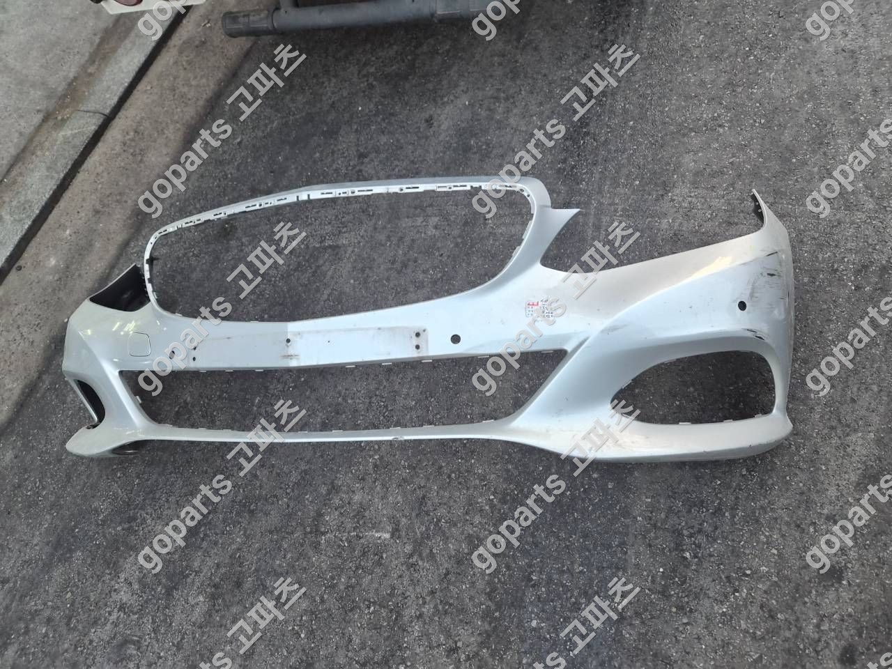 벤츠 E클래스 W212 후기형 아방가르드 전범퍼 교체 수리 납품 후기