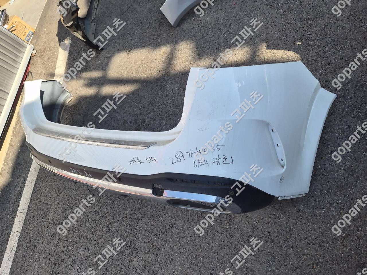 벤츠 GLE W167 뒷범퍼 상세사진 2