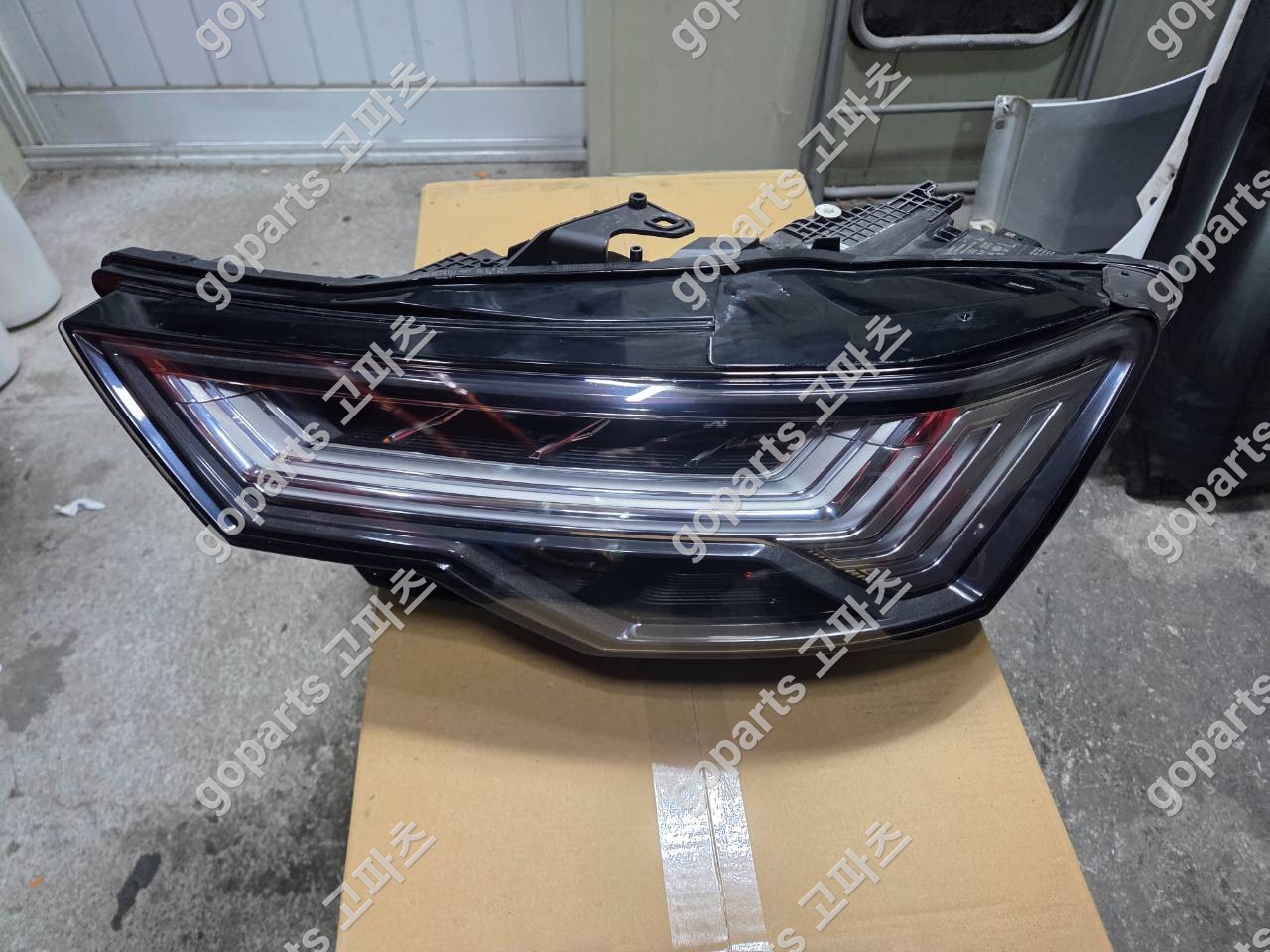 아우디 A6 C8 4K 운전석 매트릭스 헤드라이트 교체 납품 후기