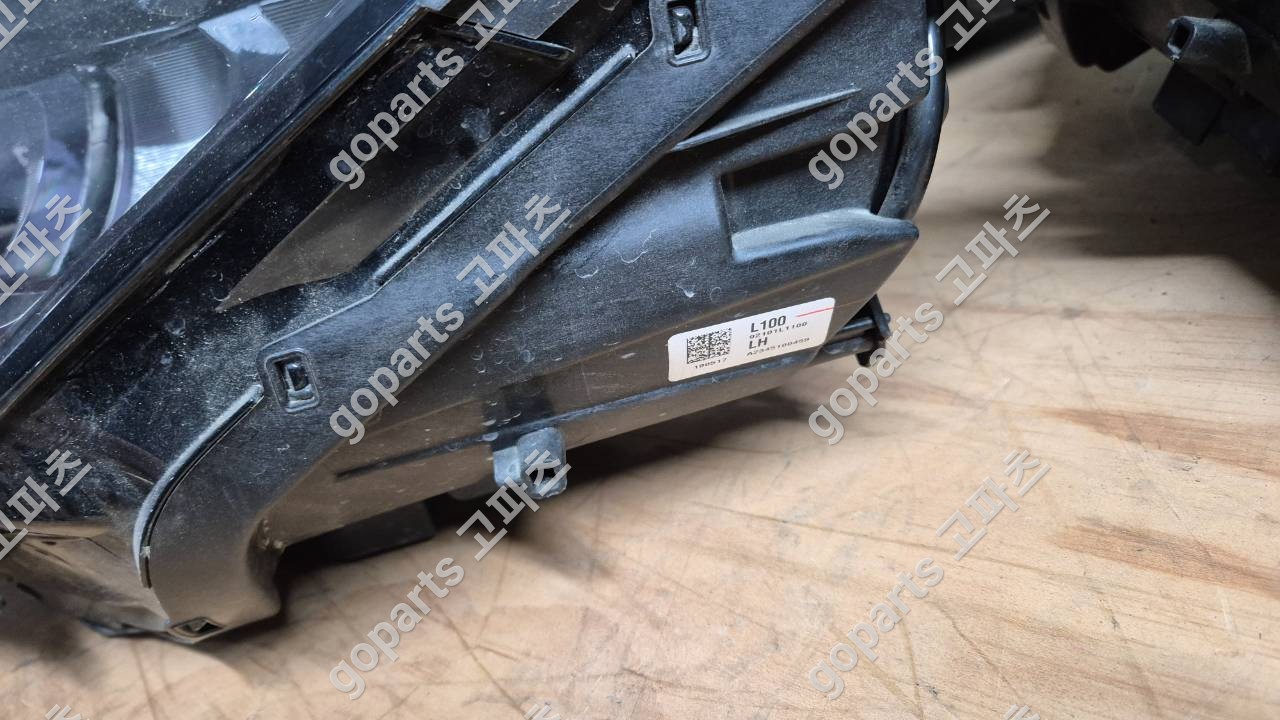 현대 쏘나타 DN8 운전석 헤드라이트 상세사진 2