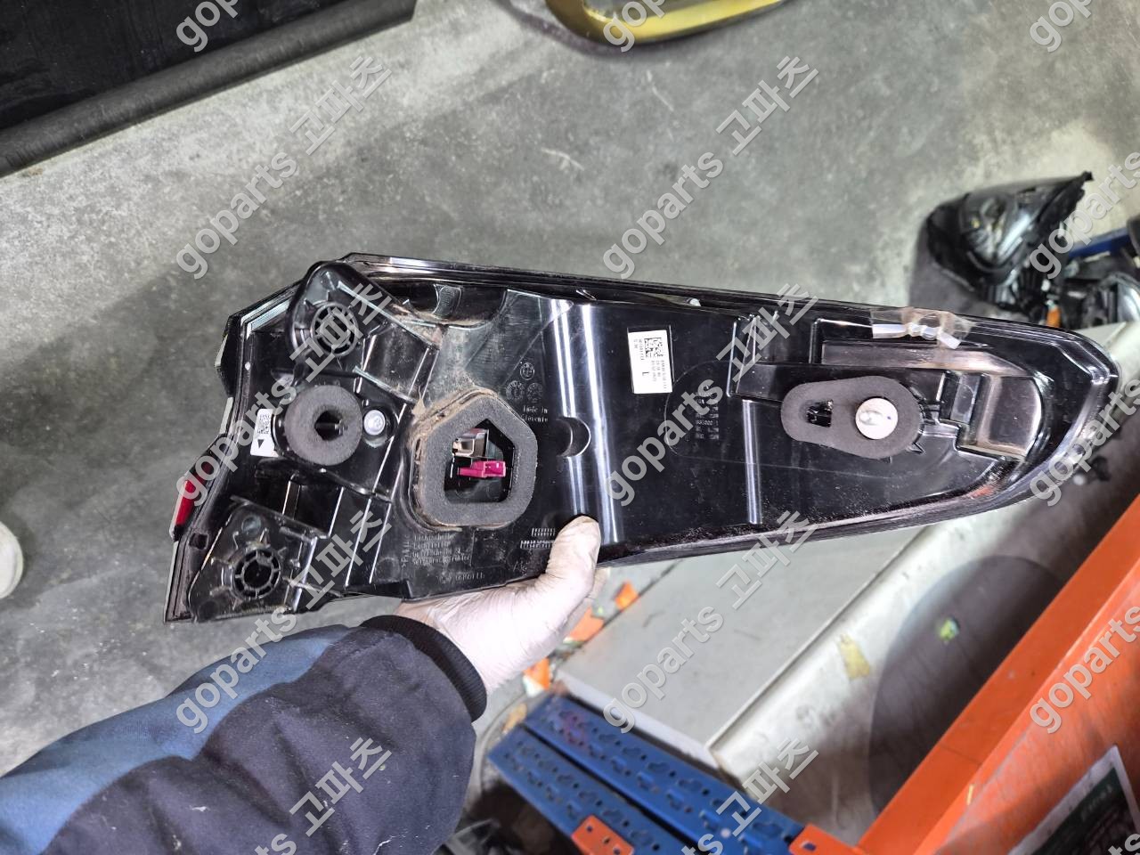BMW 5시리즈 G30 운전석 후미등 6321-8493811-08/09 상세사진 3