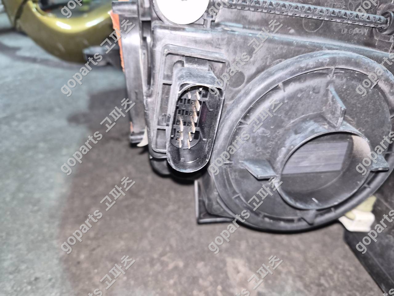 벤츠 CLS W257 운전석 헤드라이트 A2579061900 A2579062902 상세사진 3