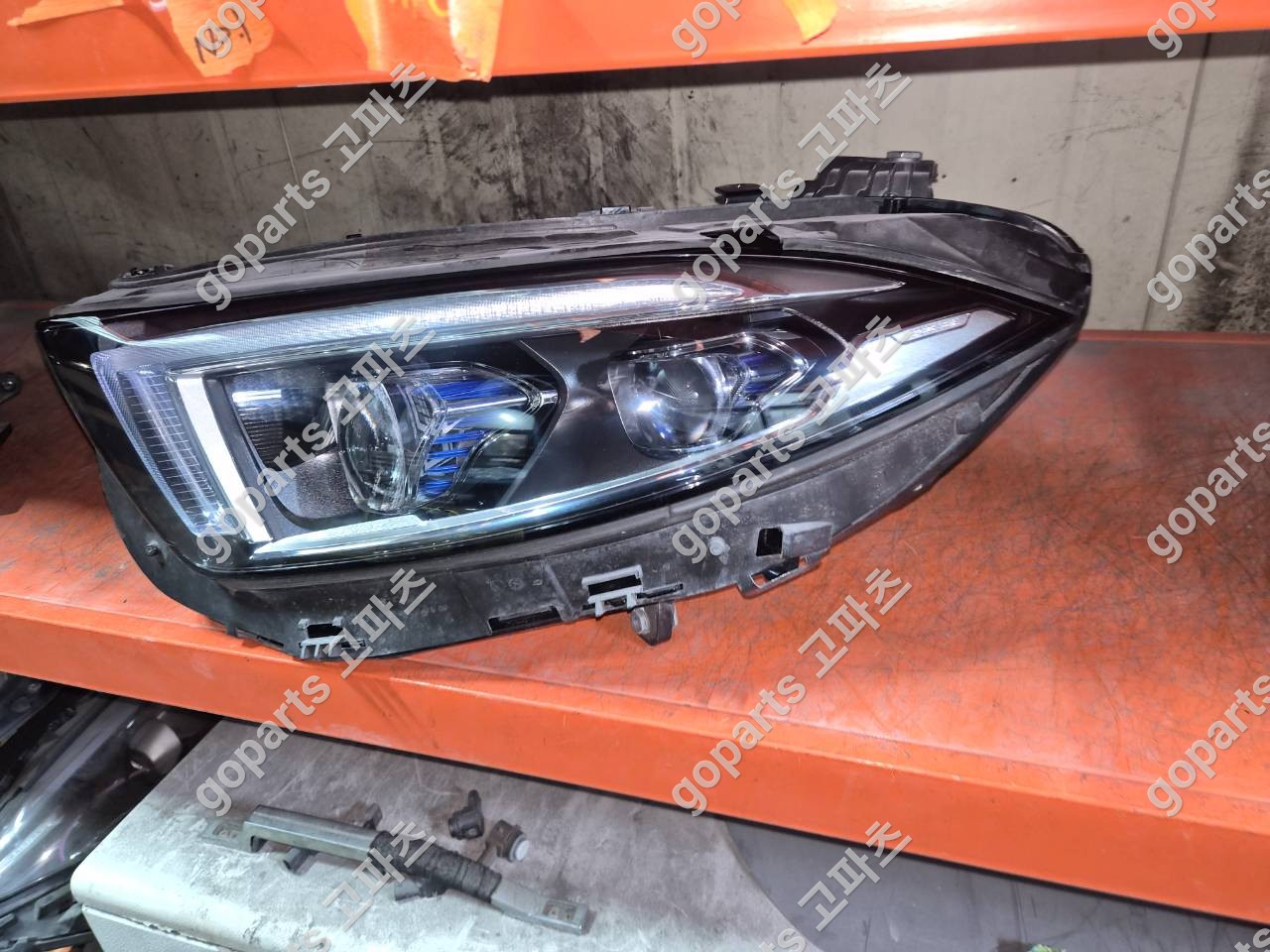 벤츠 CLS W257 운전석 헤드라이트 A2579061900 A2579062902 상세사진 5