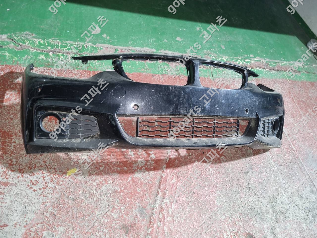 BMW 4시리즈 F32 F33 F36 전범퍼 교체 후기 – 고파츠 납품 사례