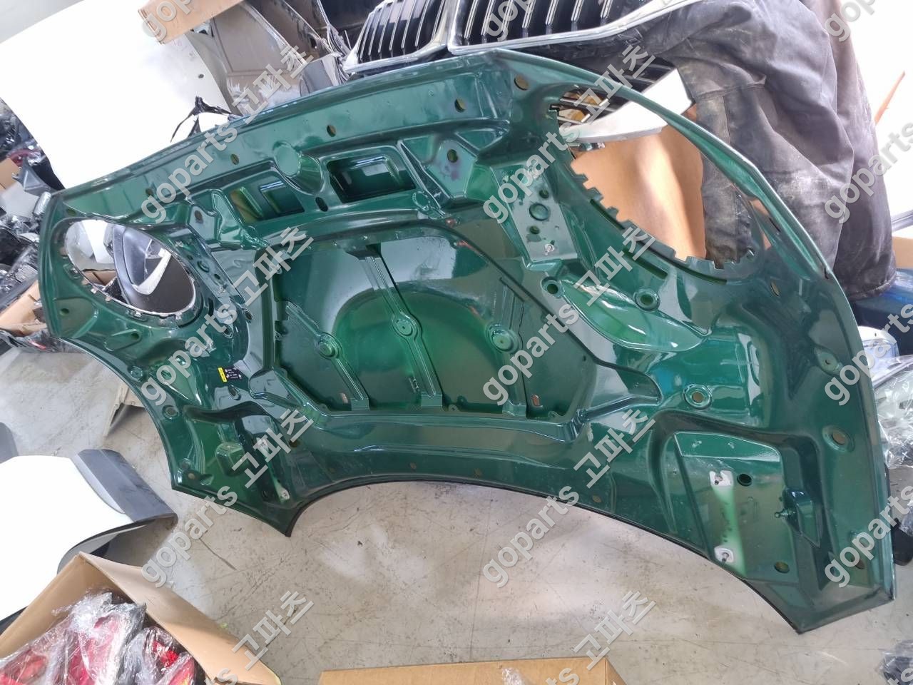 미니 F54 클럽맨 본넷 중고부품 상세사진 2