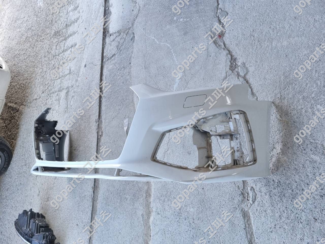 아우디 A5 8W6 후반기 전범퍼 상세사진 2