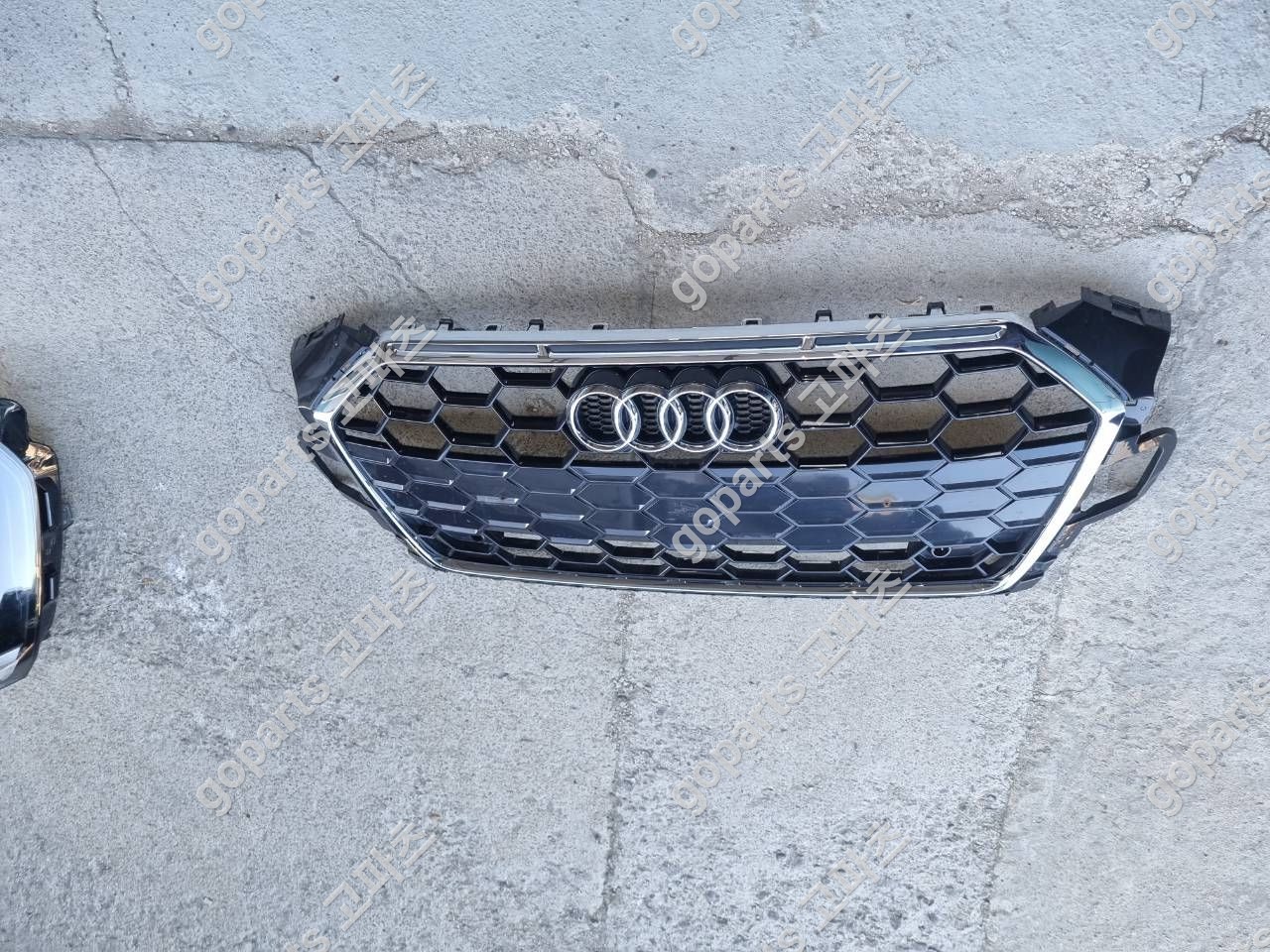 아우디 A5 8w6 전면그릴 중고 교체 후기: 2020-2024 후기형