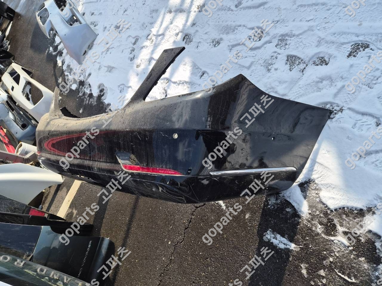 벤츠 W222 S클래스 검정색 후범퍼 상세사진 3