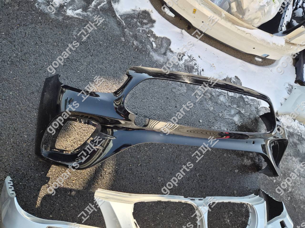 벤츠 W213 E클래스 AMG라인 전범퍼 중고 교체 납품 후기: 완벽한 수리를 위한 선택