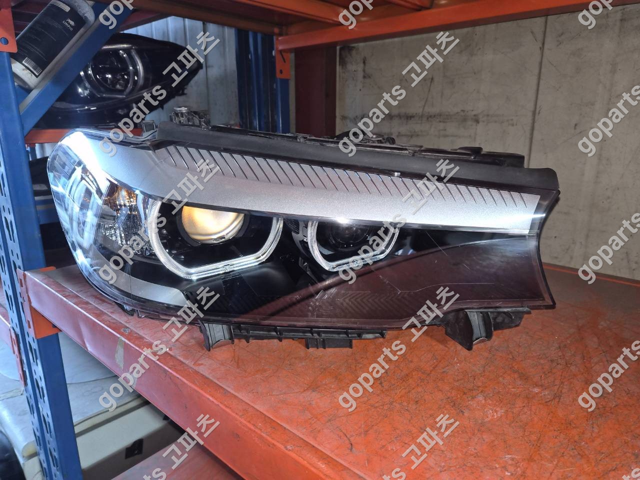 BMW G30 5시리즈 조수석 헤드라이트 중고 부품 교체 후기: 완벽 수리를 위한 선택