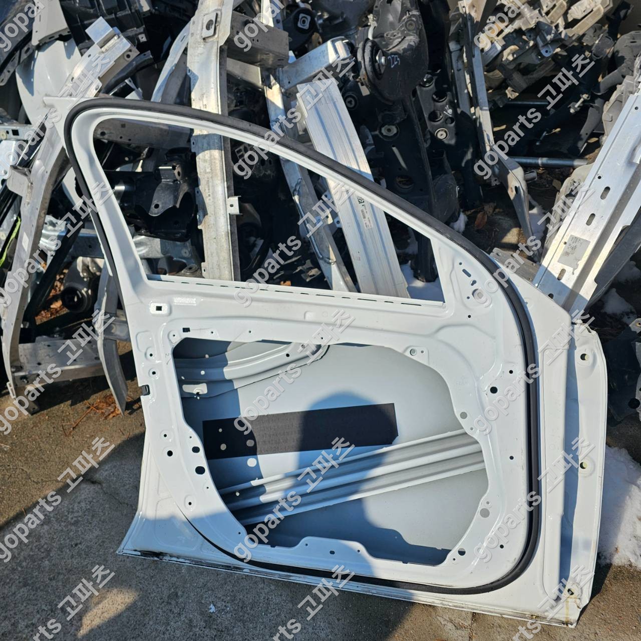 벤츠 E클래스 W213 운전석 앞도어 중고 상세사진 2