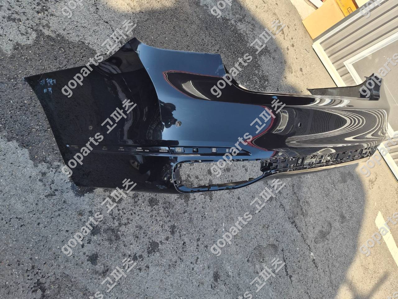 BMW 7시리즈 G11 G12 후범퍼 (일반타입) 상세사진 2