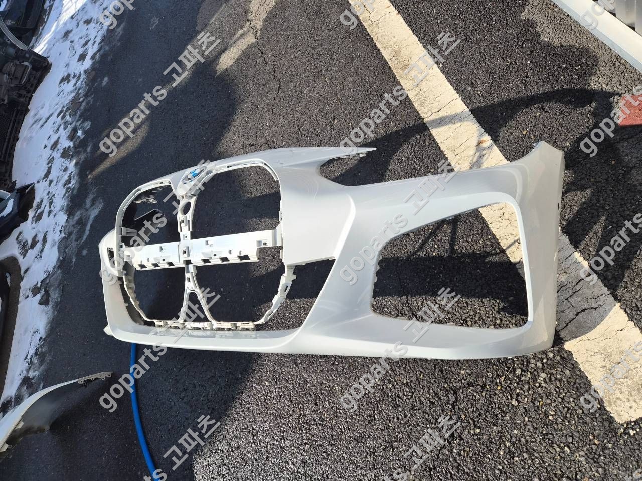 BMW 4시리즈 G26 전범퍼 상세사진 2