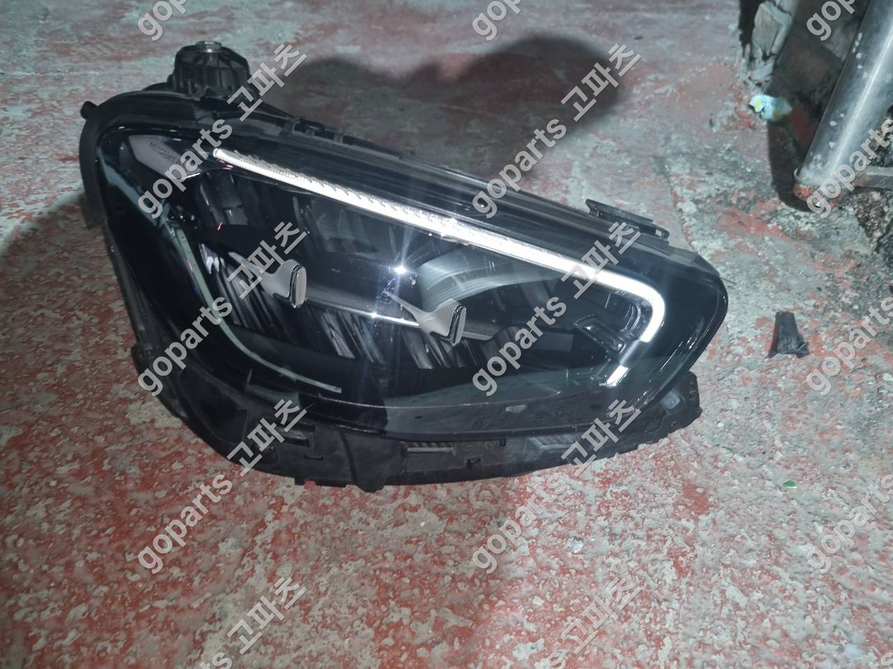 벤츠 W213 E클래스 조수석 헤드라이트 중고 교체 납품 후기