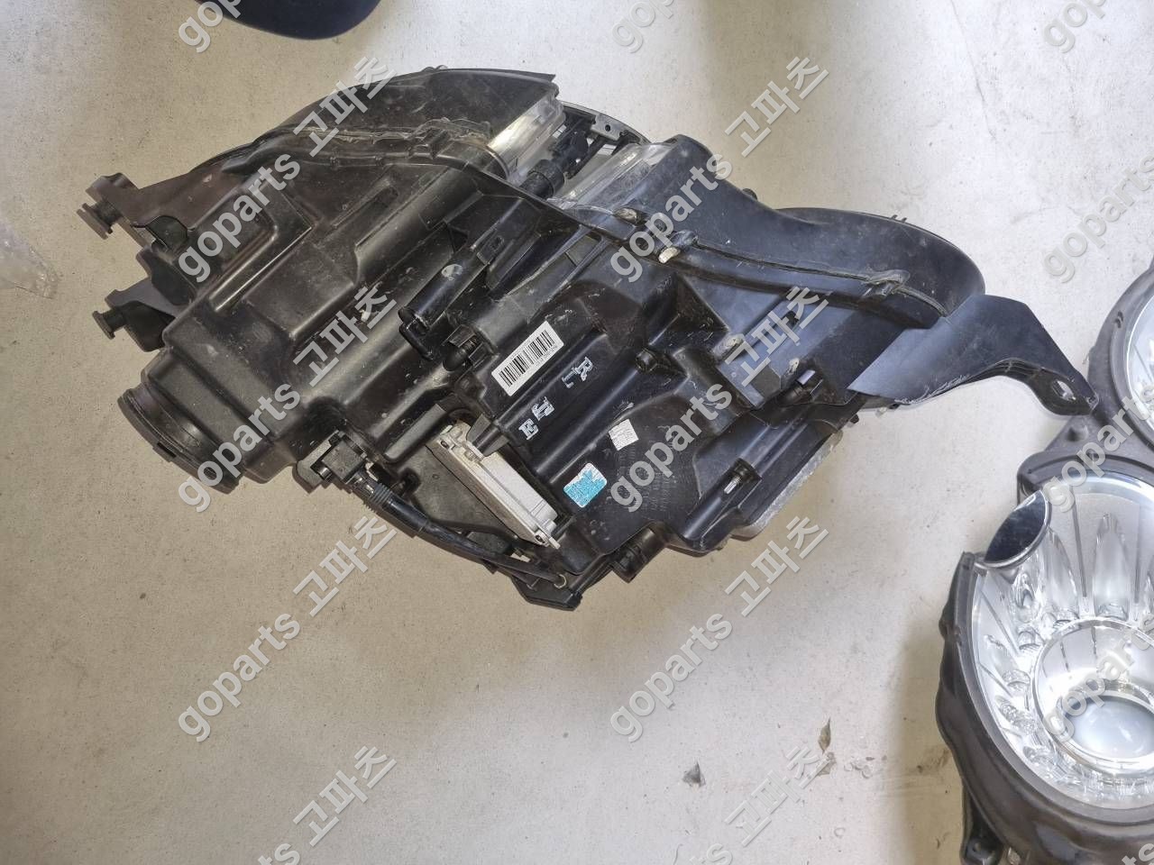 벤틀리 플라잉스퍼 조수석 헤드라이트 4w1941016h 상세사진 3