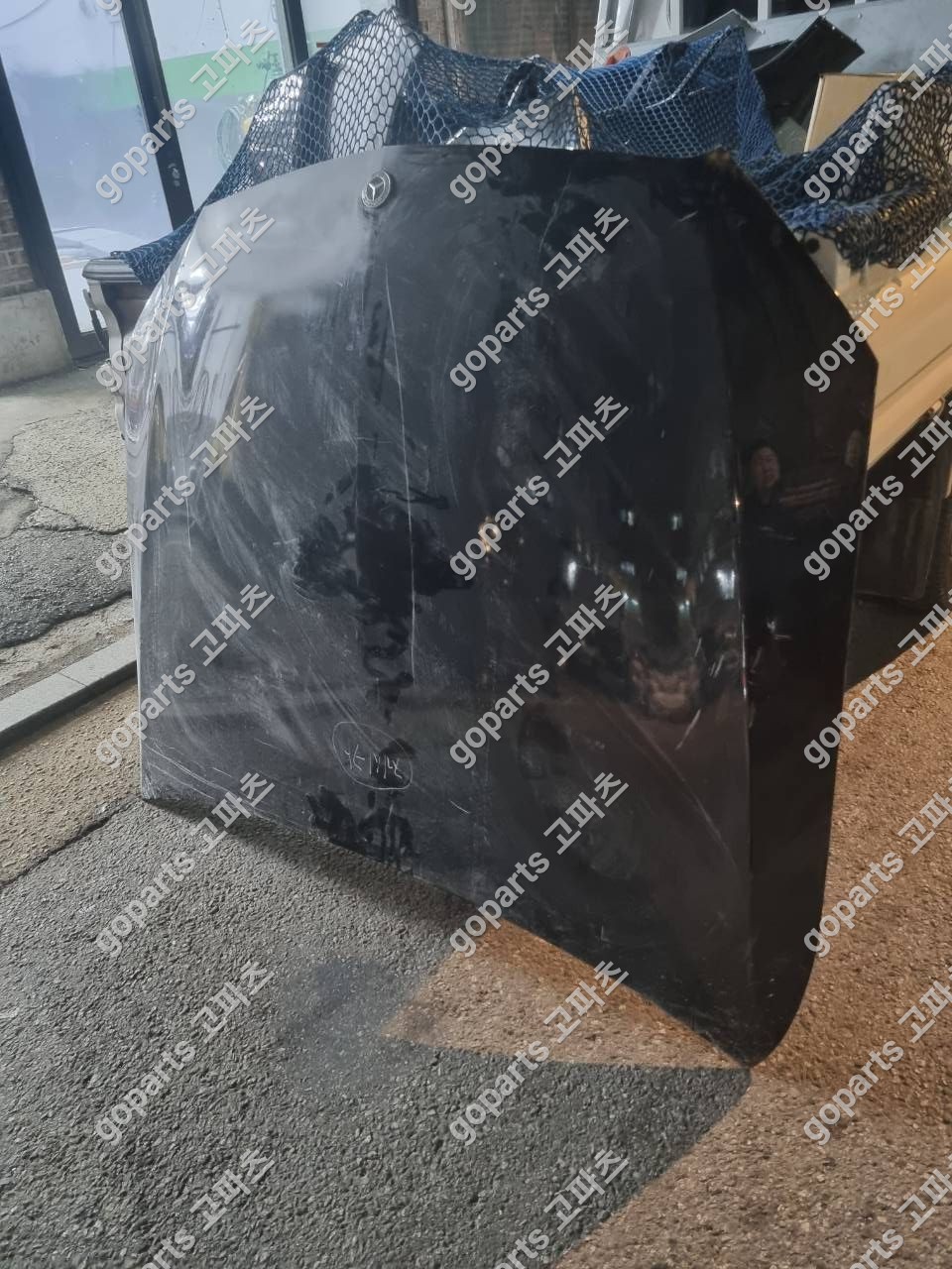 벤츠 W205 C클래스 본넷 중고부품 상세사진 2