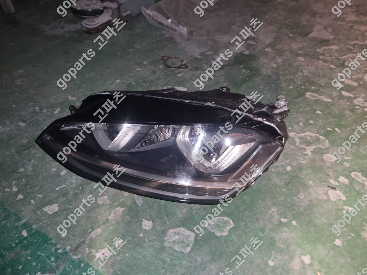 폭스바겐 골프 7세대 운전석 헤드라이트 5g1941751 상세사진 4