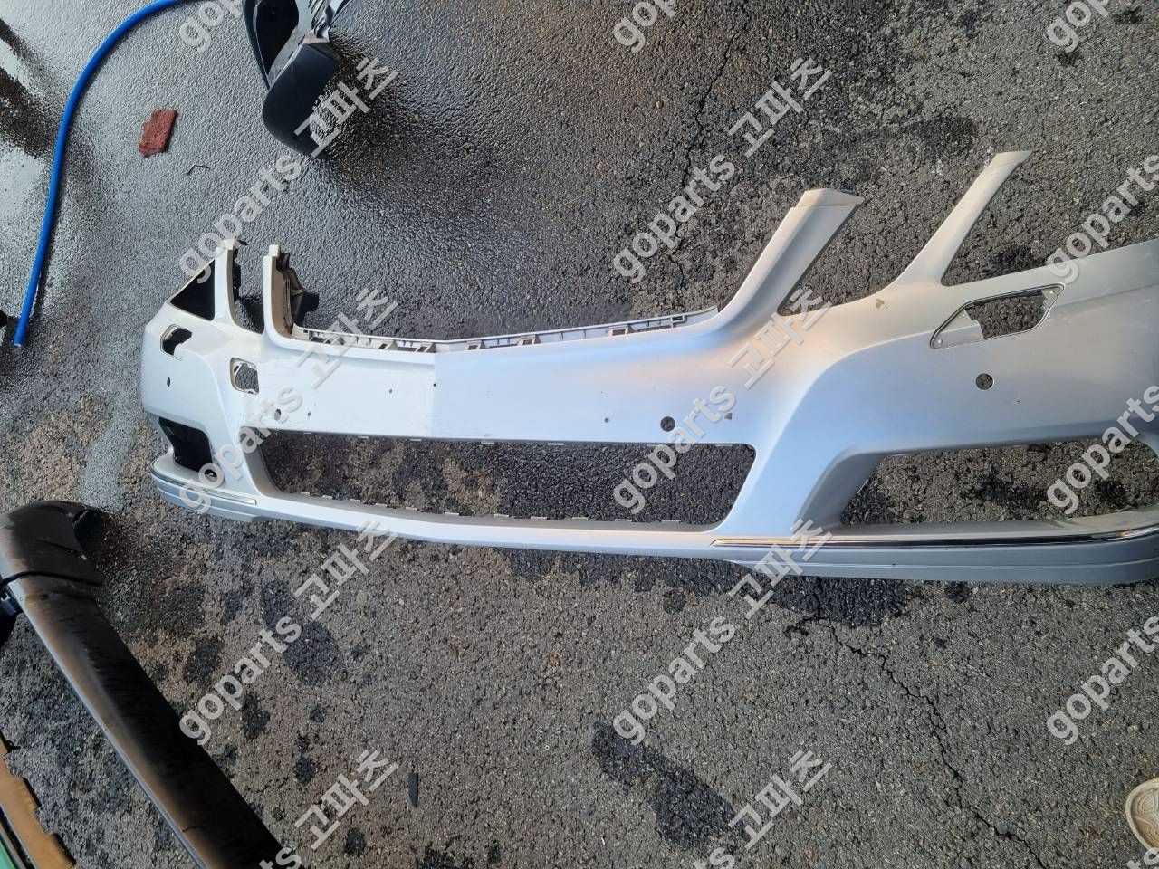 벤츠 W212 E클래스 전범퍼 중고 교체 납품 후기 – 고파츠