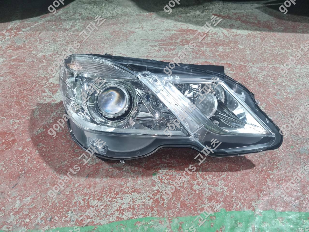 벤츠 W212 E클래스 조수석 헤드라이트 (에프터신품) 상세사진 2