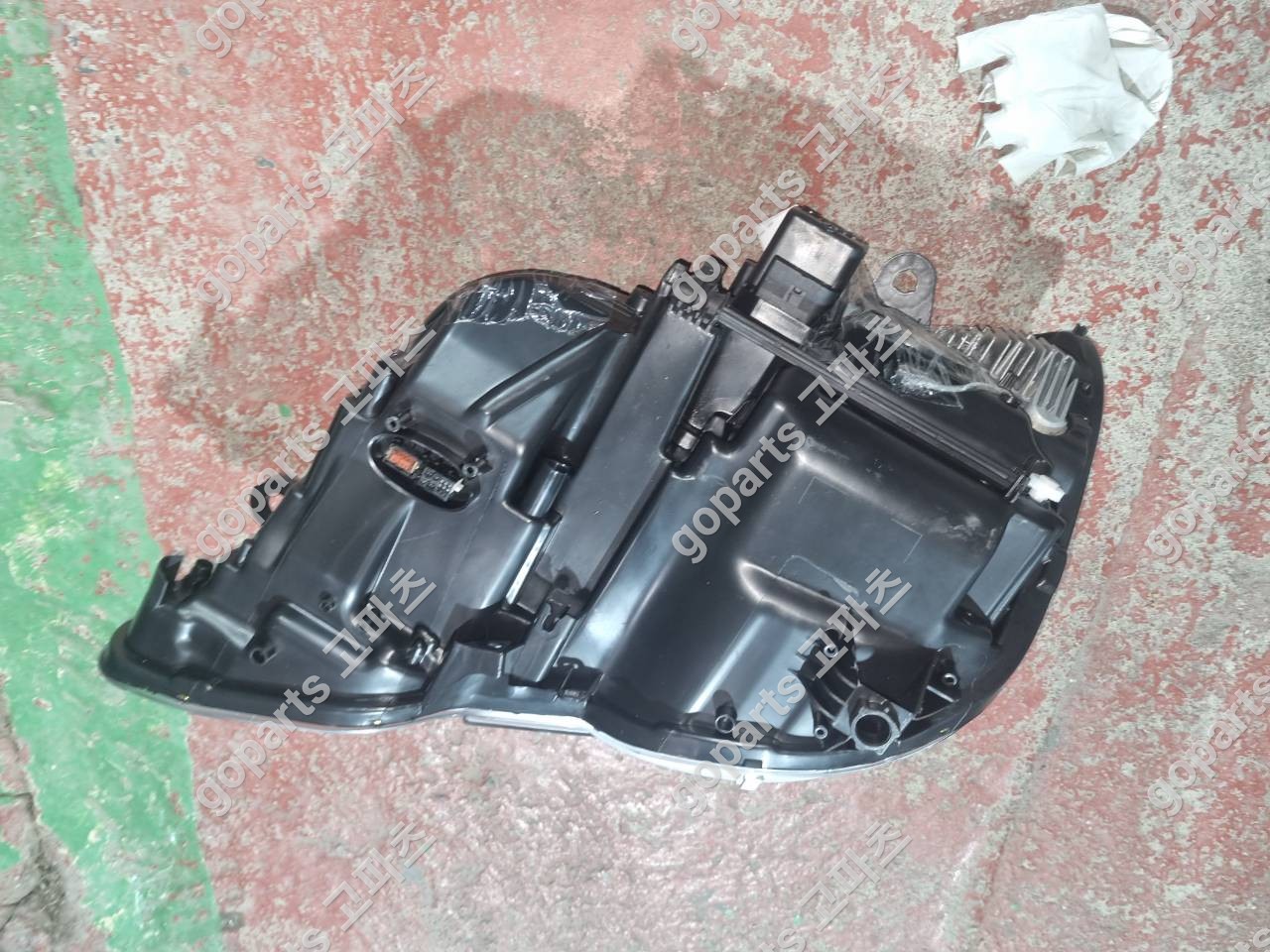 벤츠 W212 E클래스 조수석 헤드라이트 (에프터신품) 상세사진 3