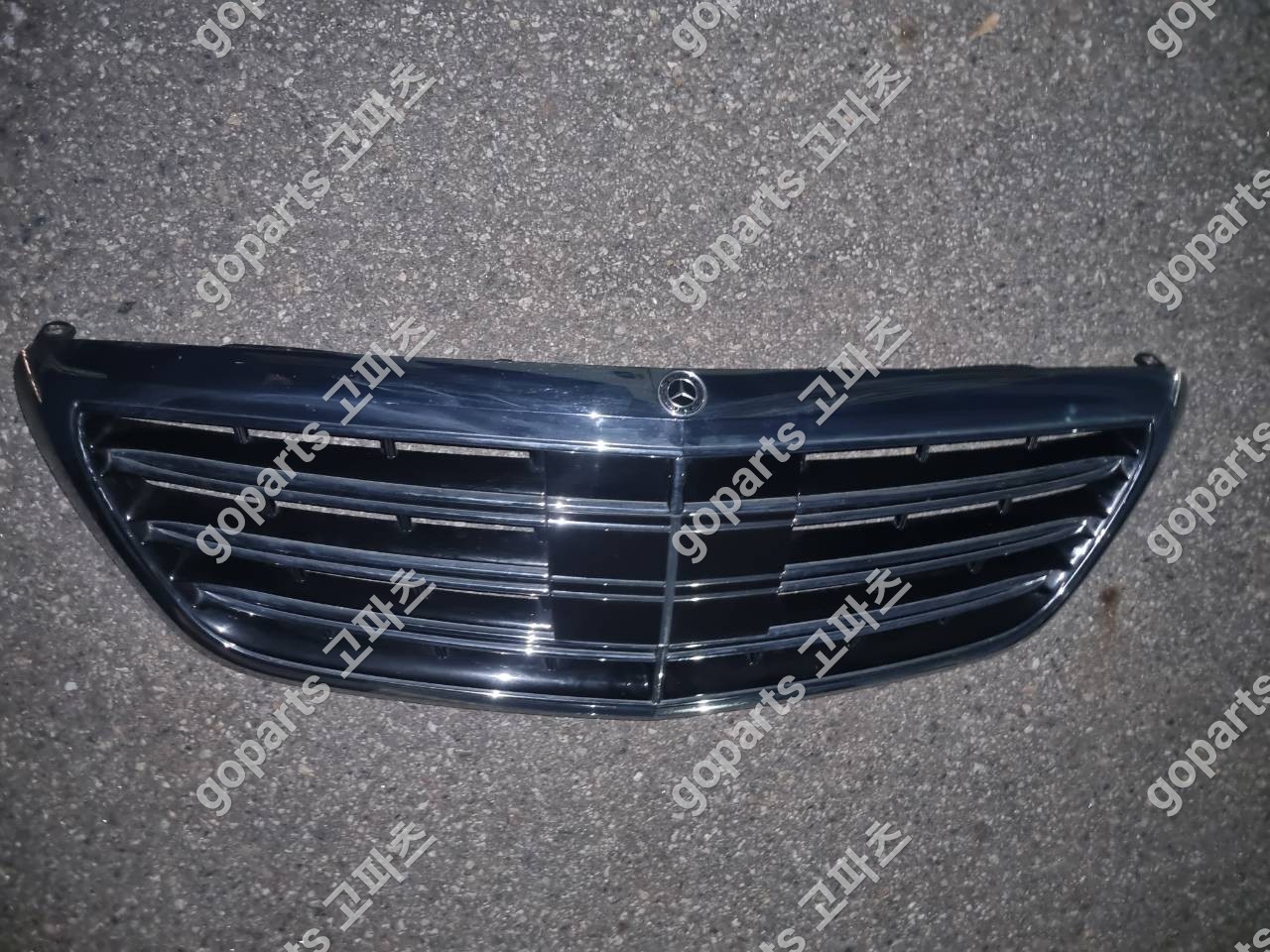 벤츠 S클래스 W222 후기형 라디에이터그릴 A2228802500 상세사진 2