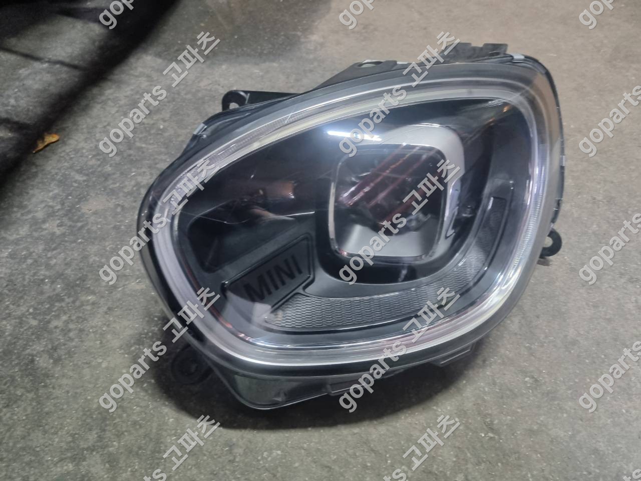 미니 컨트리맨 F60 운전석 헤드라이트 교체 납품 후기 – 2020-2024년식