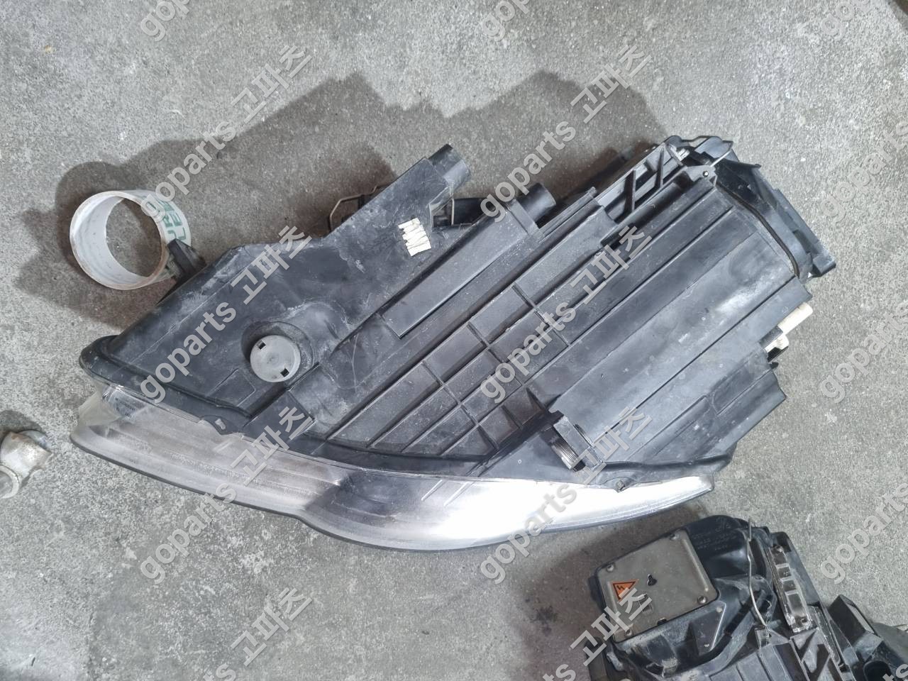 폭스바겐 파사트 6세대 조수석 헤드라이트 3c0941754k 상세사진 3