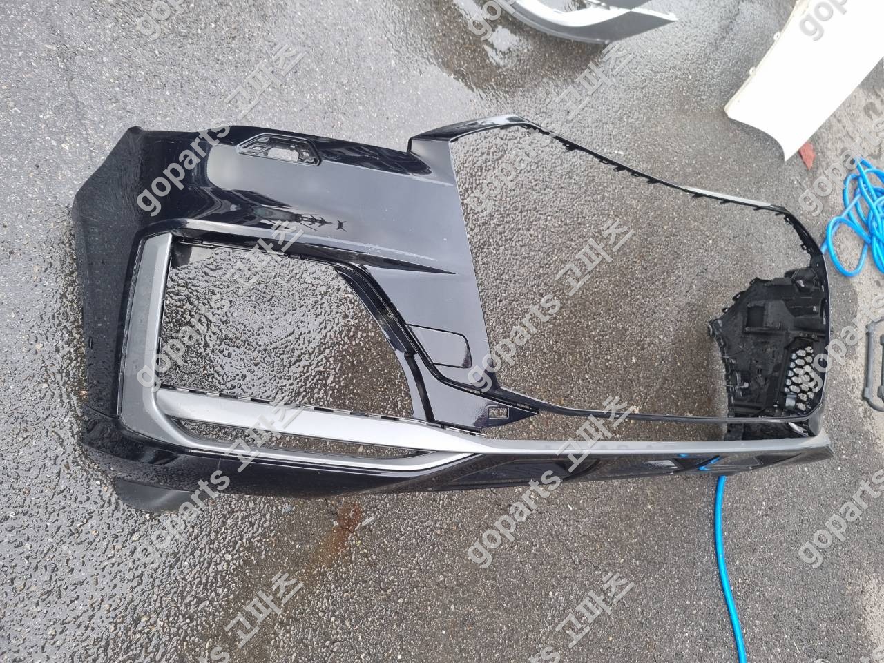 아우디 Q7 4m 전범퍼 중고 교체 후기: 꼼꼼한 검수와 완벽한 부품, 고파츠에서!