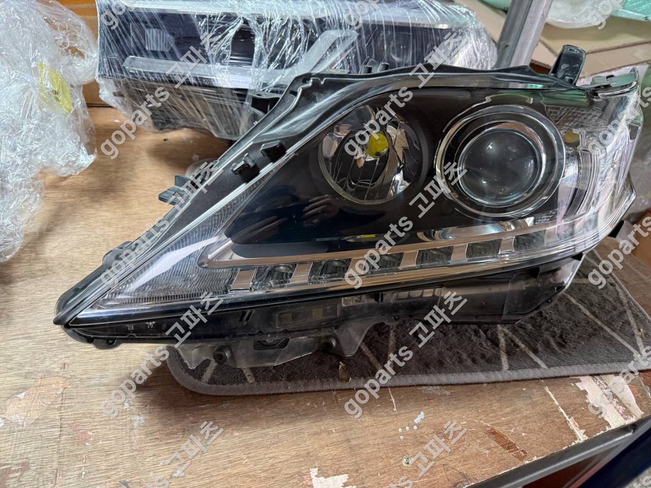 렉서스 RX 3세대 운전석 헤드라이트 교체 후기 – 완벽 수리를 위한 선택