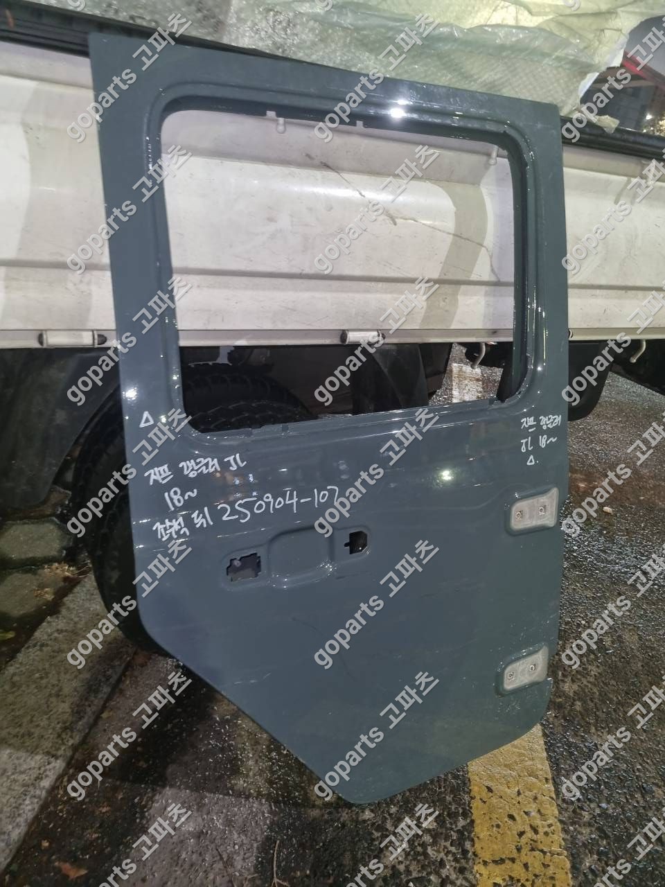 지프 랭글러 루비콘 JL 4세대 조수석 뒷문 상세사진 3