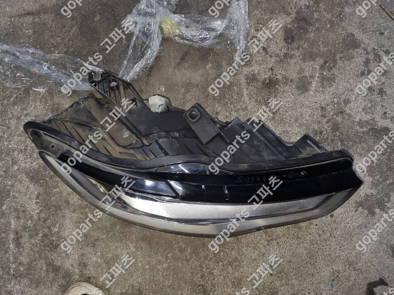 아우디 A6 C7 4G 조수석 LED 헤드라이트 4g0941034c 상세사진 4