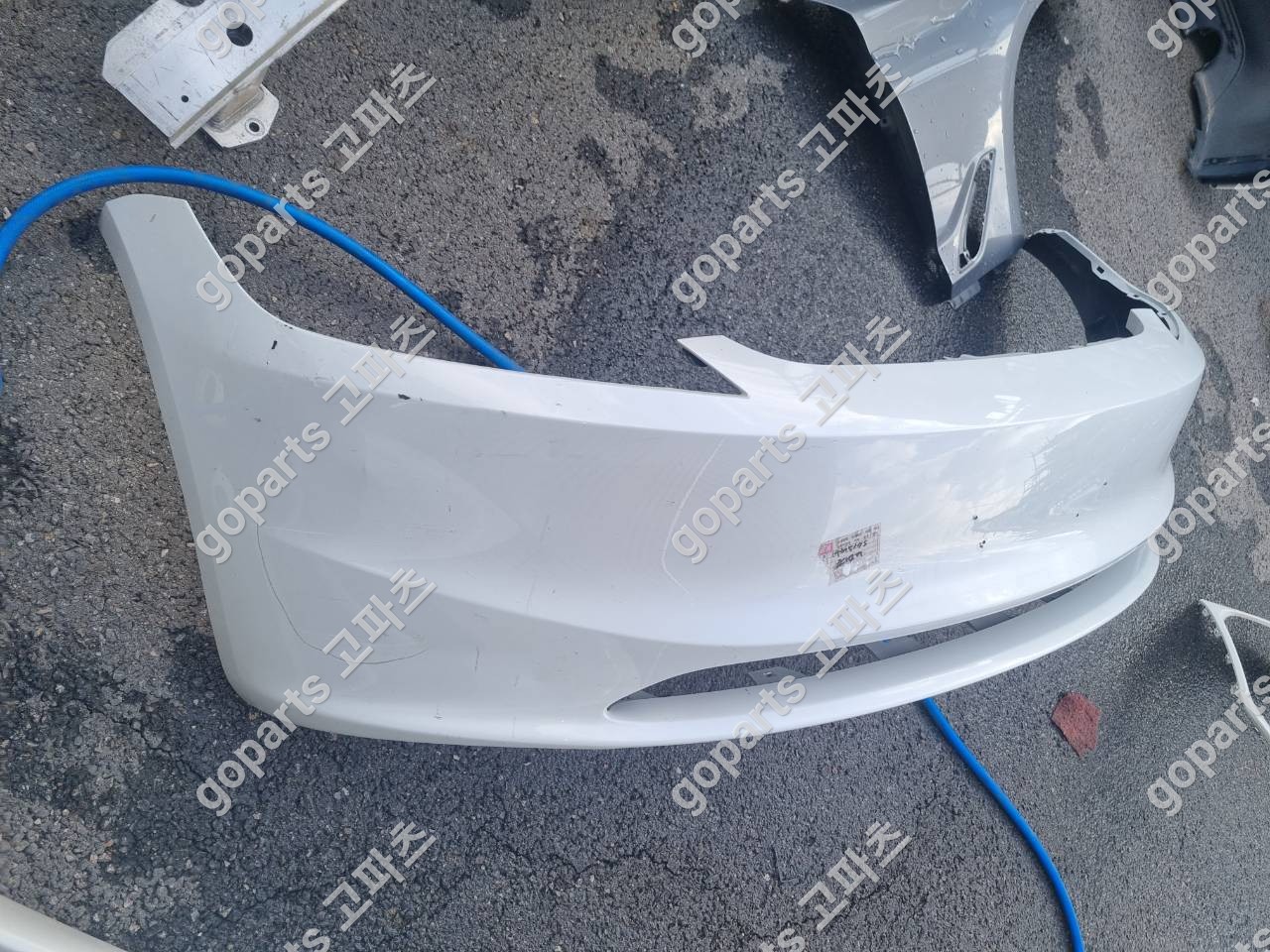 테슬라 모델3 하이랜드 전범퍼 상세사진 2