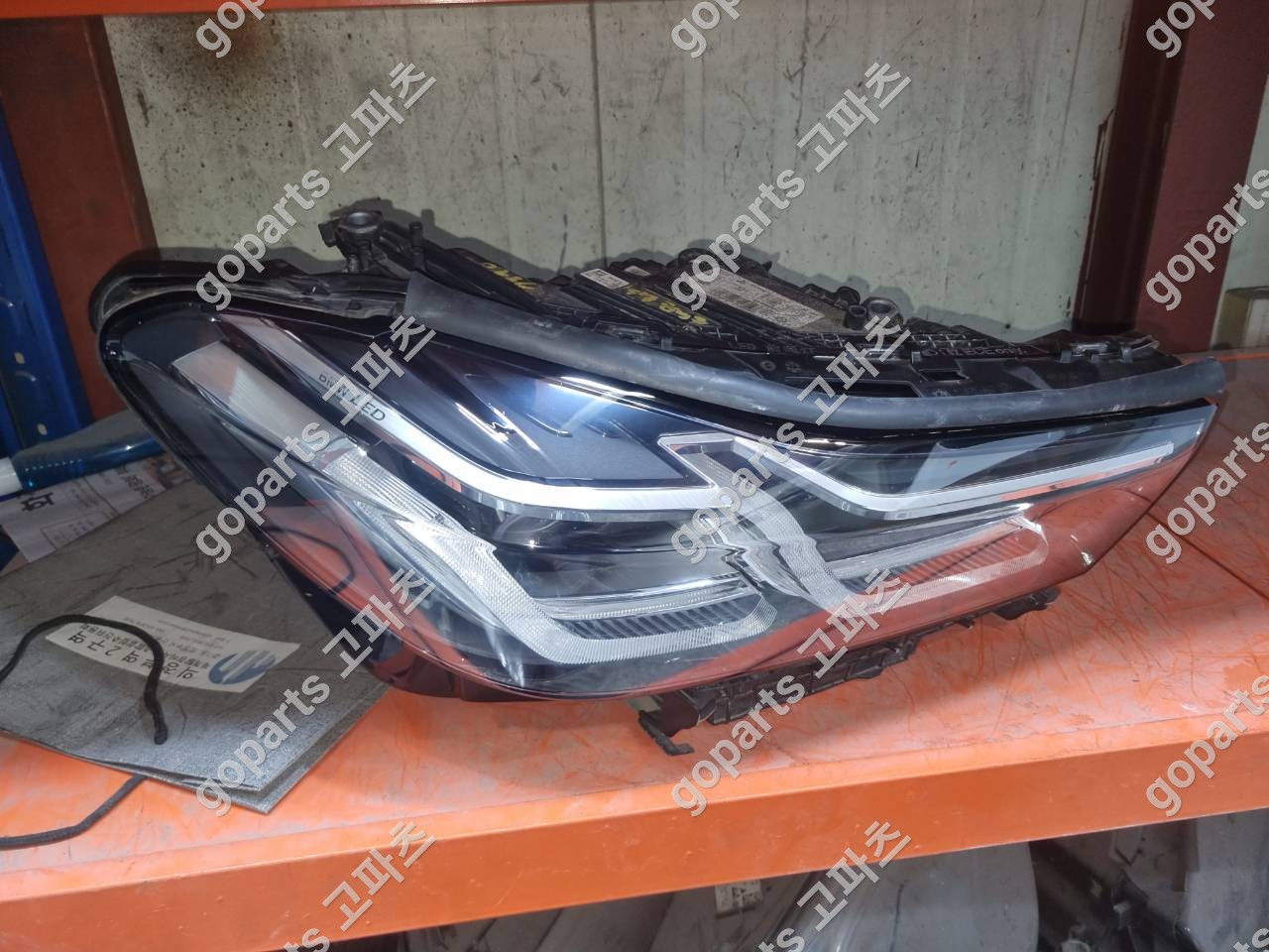 BMW 6GT G32 조수석 LED 헤드라이트 5a38902-03 상세사진 4