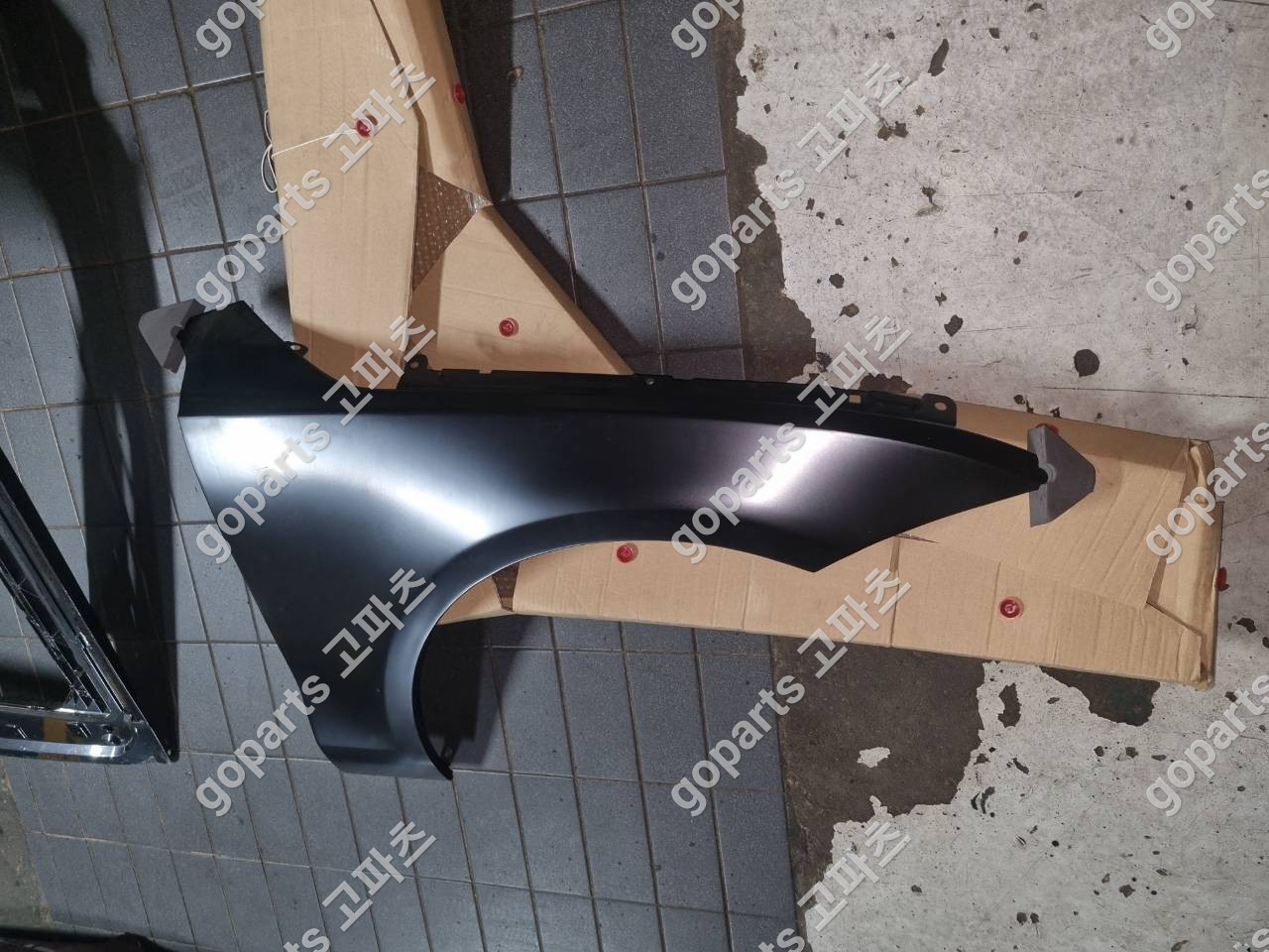 아우디 A7 4G8 C7 조수석 전휀더 에프터신품 상세사진 2