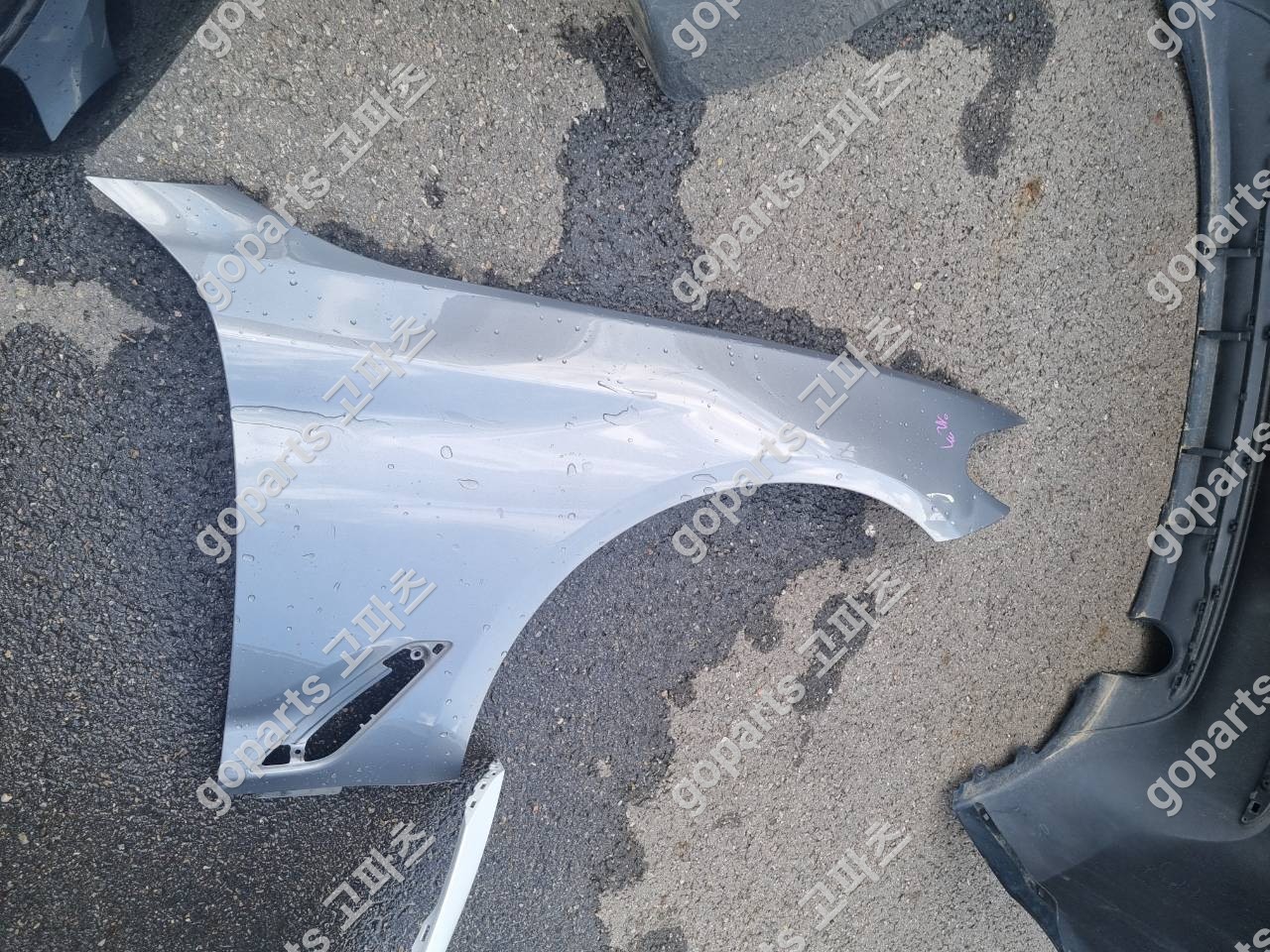 BMW G30 5시리즈 조수석 전휀더 상세사진 3