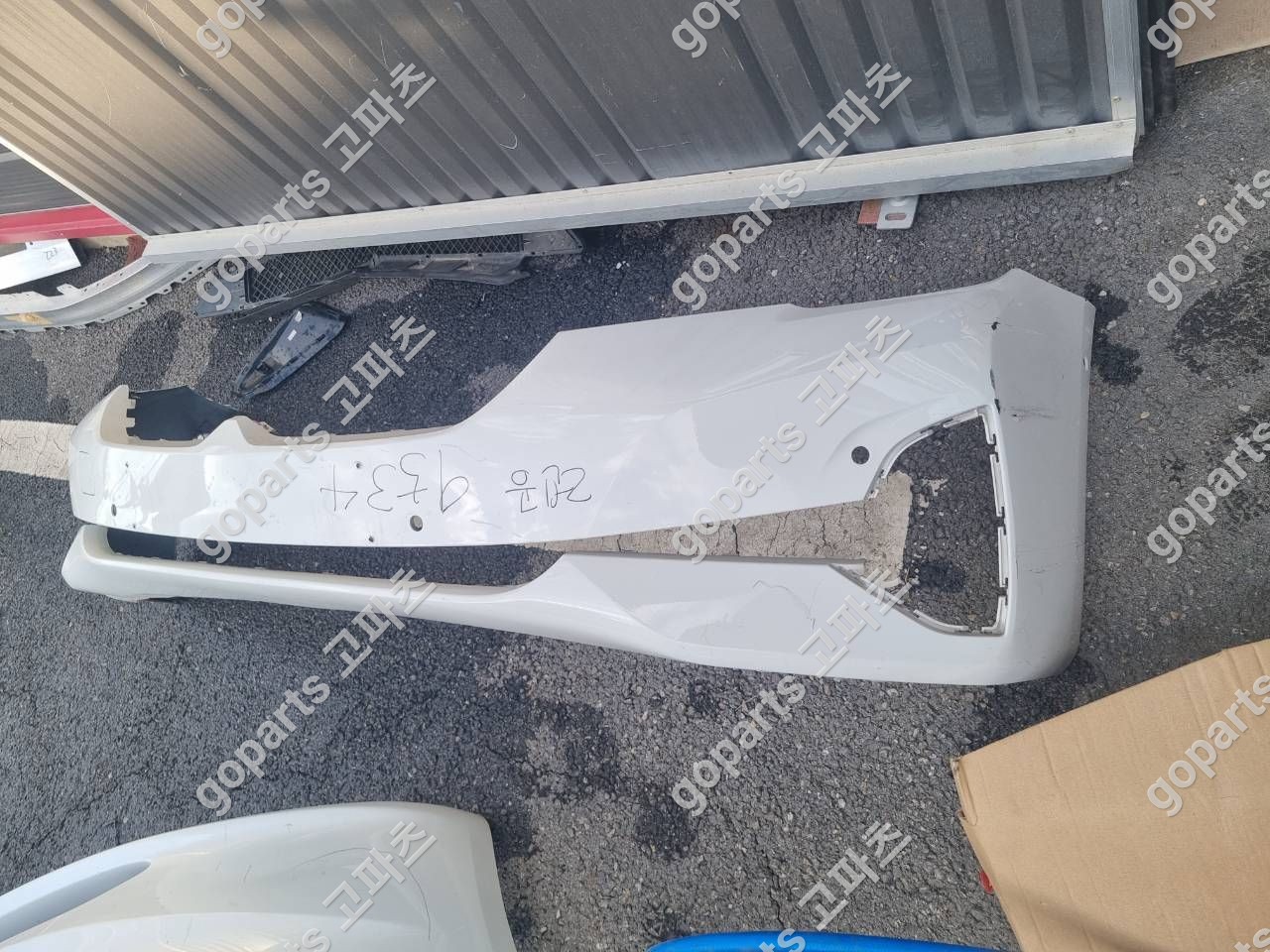 BMW G30 5시리즈 후기형 전범퍼 상세사진 2