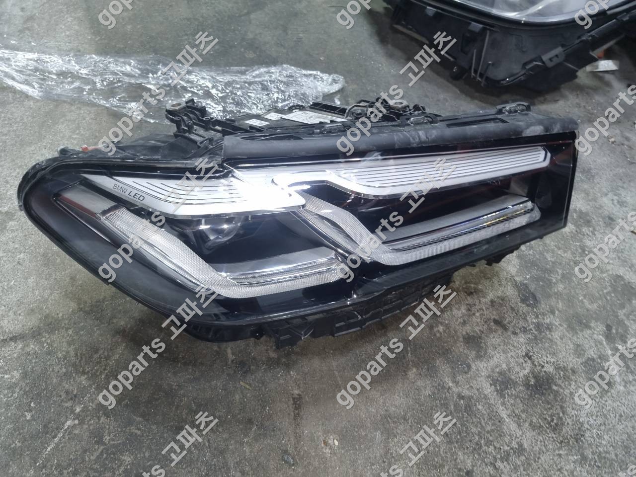 BMW G30 5시리즈 조수석 LED 헤드라이트 9479262-13 상세사진 5