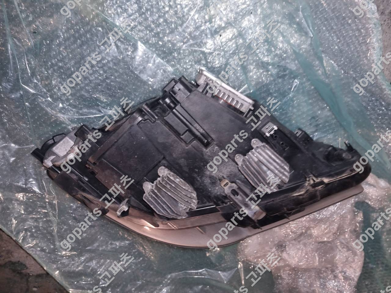 BMW 5시리즈 F10 운전석 헤드라이트 7203245-17 상세사진 3