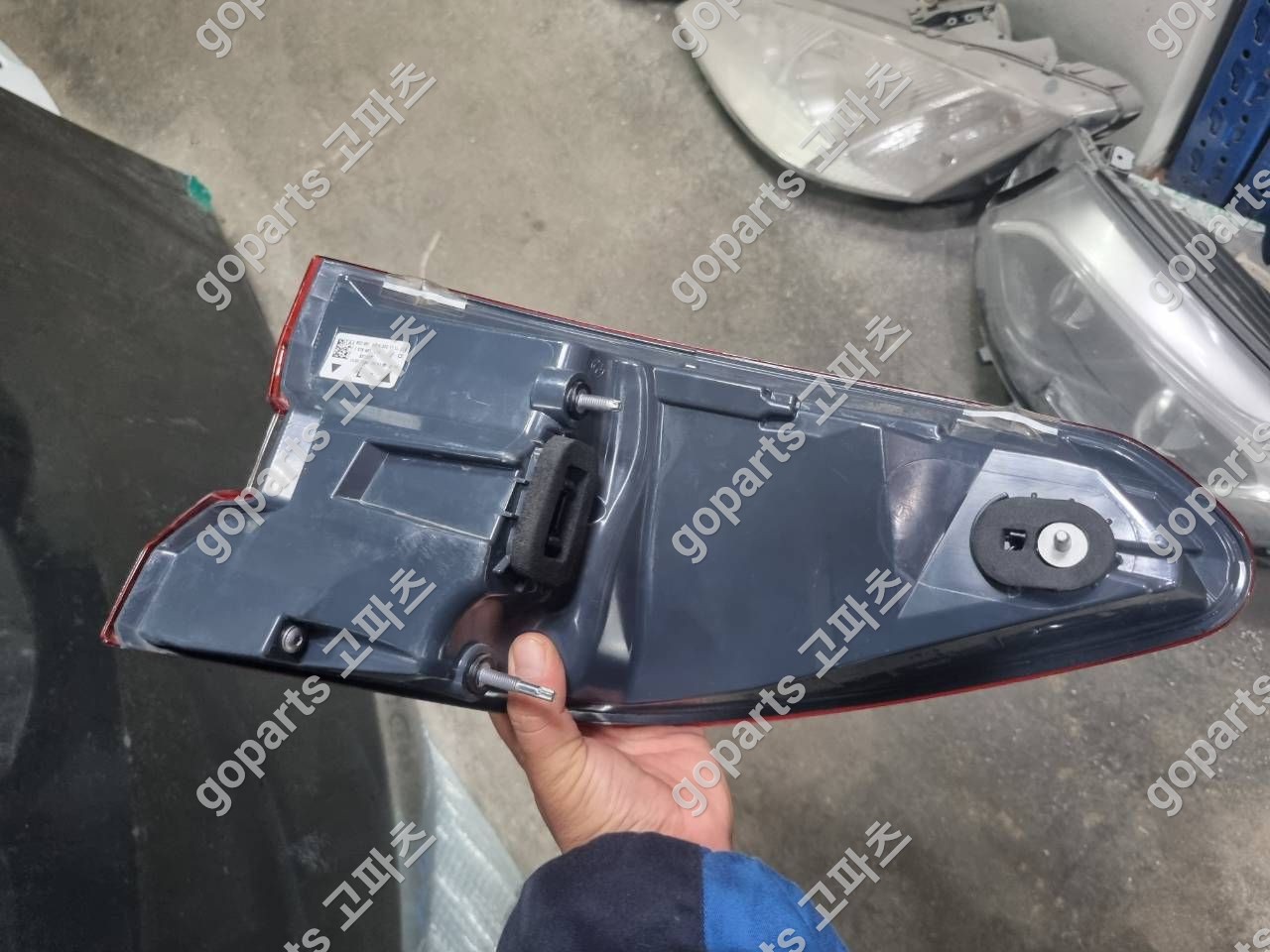 BMW 6GT G32 운전석 리어테일라이트 데루등 7376483-15 상세사진 4