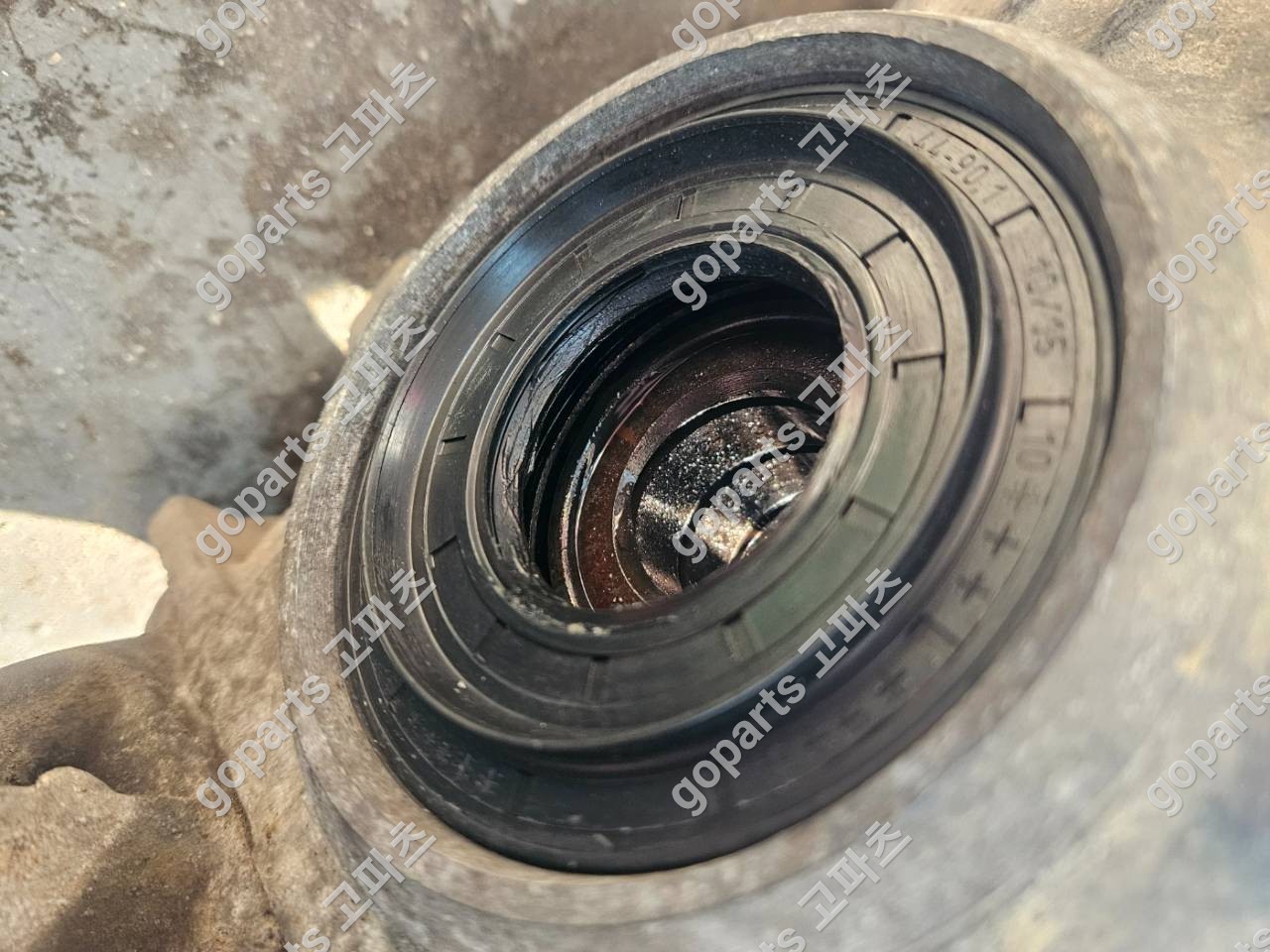 BMW F10 5시리즈 리어 디퍼런셜 상세사진 2