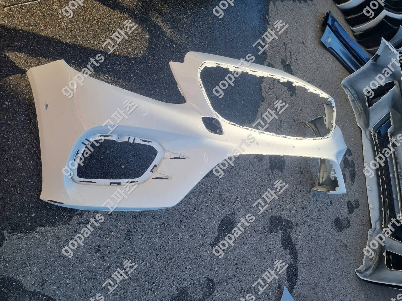 벤츠 W238 E클래스 쿠페 전범퍼 상세사진 3