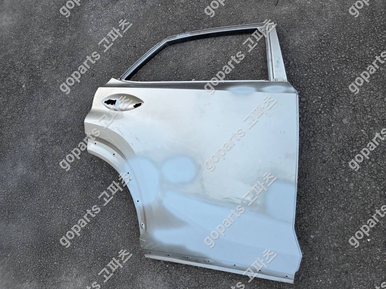 렉서스 NX 조수석 뒷도어 교체 후기: 20년 노하우 고파츠의 완벽 수리 지원