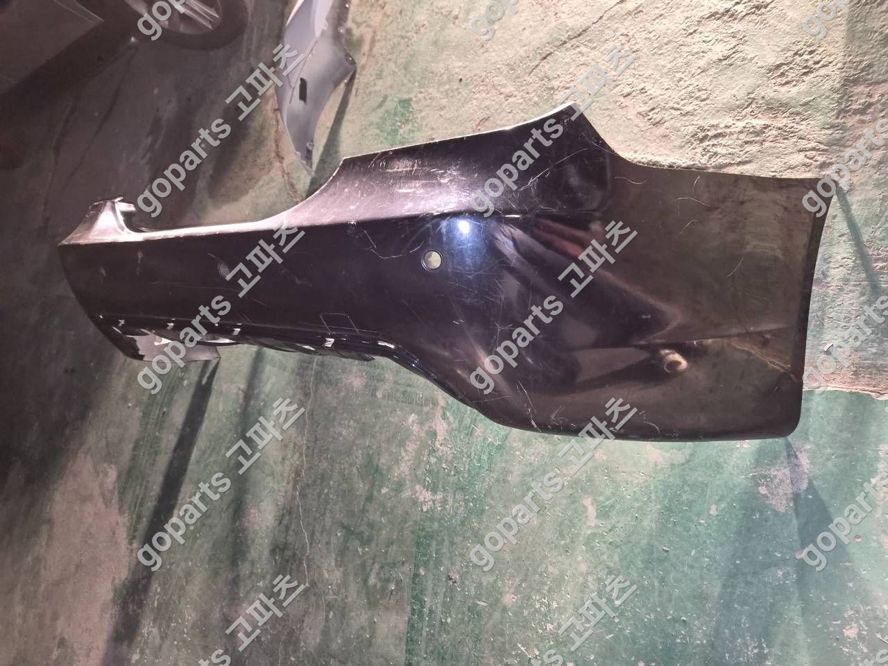 BMW E60 5시리즈 M패키지 후범퍼 상세사진 2