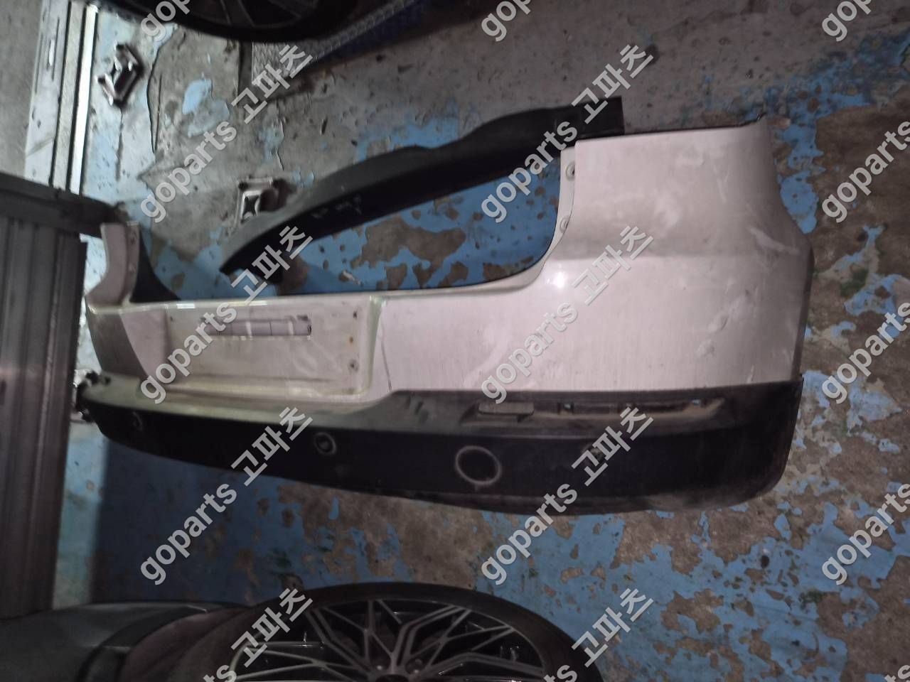 폭스바겐 티구안 후기형 후범퍼 상세사진 3