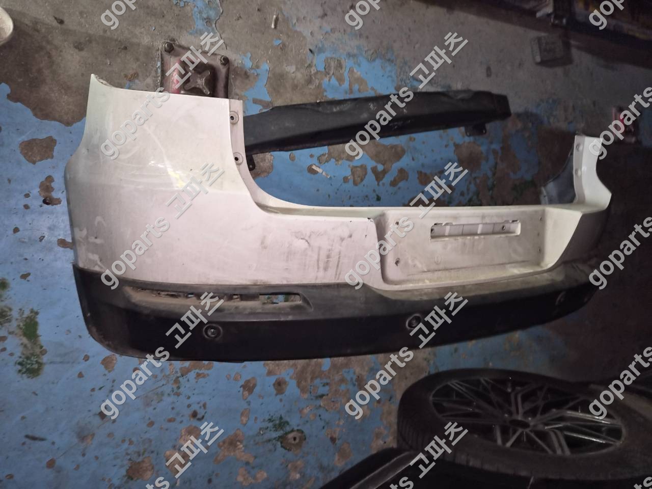 폭스바겐 티구안 후기형 후범퍼 상세사진 2