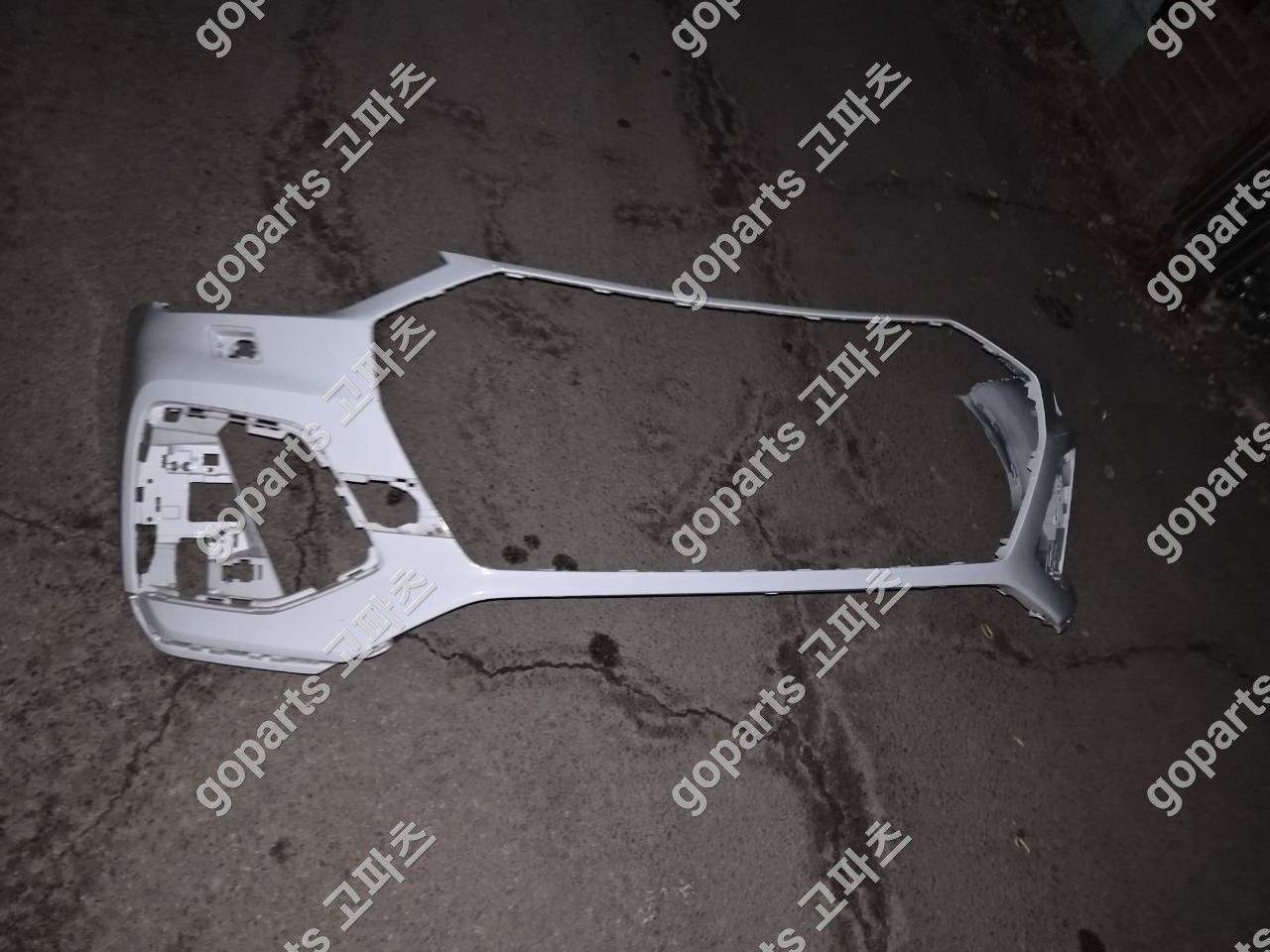 아우디 Q5 전범퍼 교체 수리 후기 – 2021-2025년식 프론트 범퍼 납품