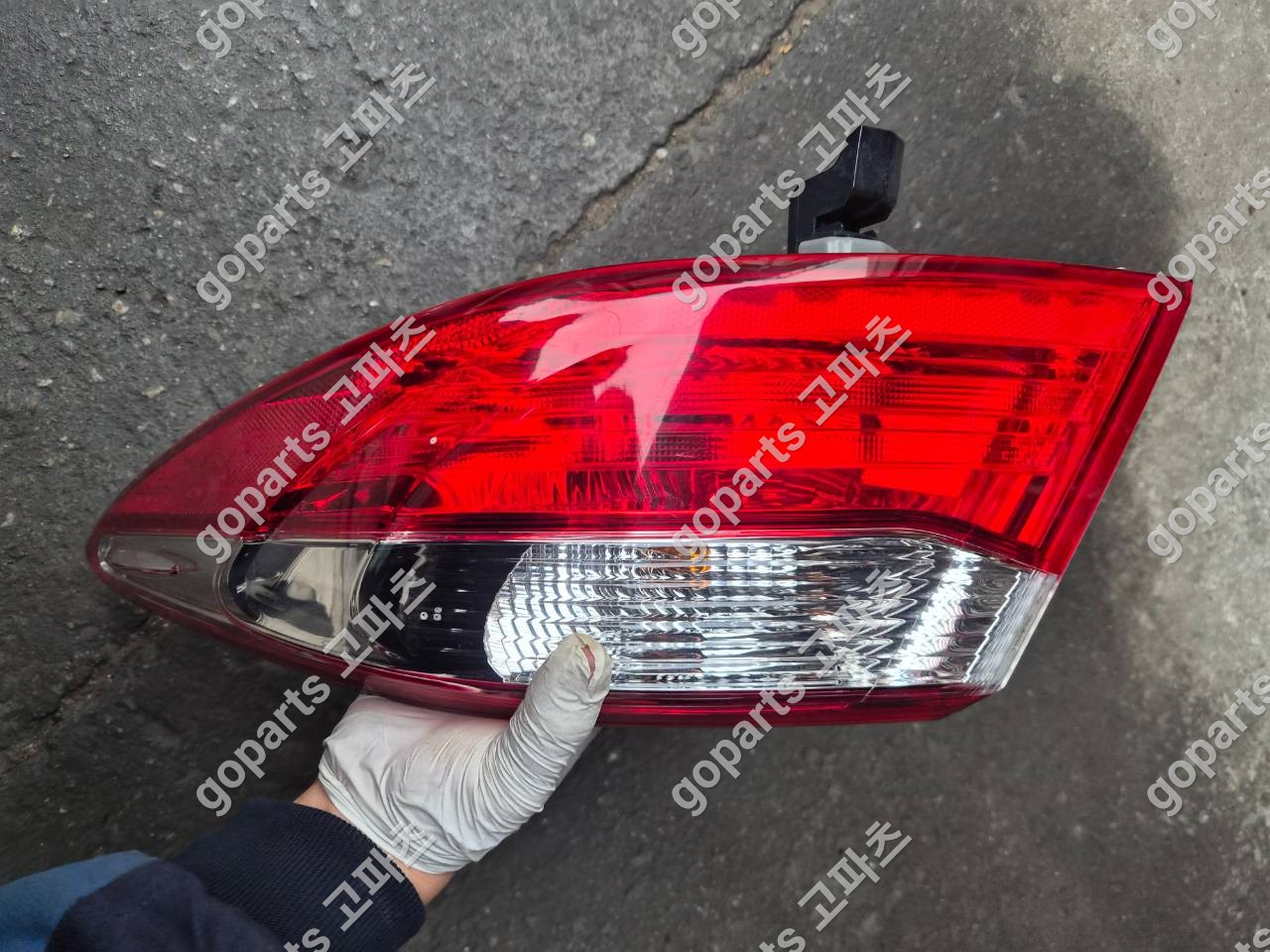 도요타 캠리 리어테일라이트 교체 후기: 2015-2017년식 조수석 데루등 납품